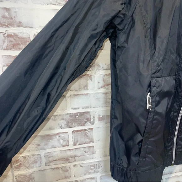 Columbia Women's Black rain shell Jacket 1X - Picture 5 of 11